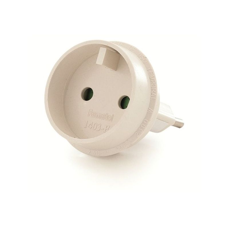 ADAPTADOR ELEC 48x63x48 10A-250V EUR-UNIV. POLIC BL FAMAT   
